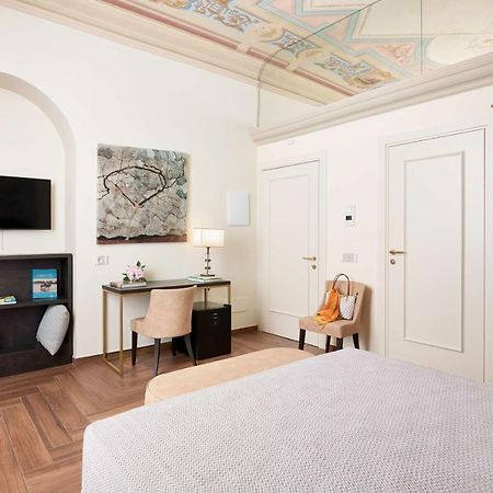 Residenza Mondragone Bed & Breakfast Floransa Dış mekan fotoğraf