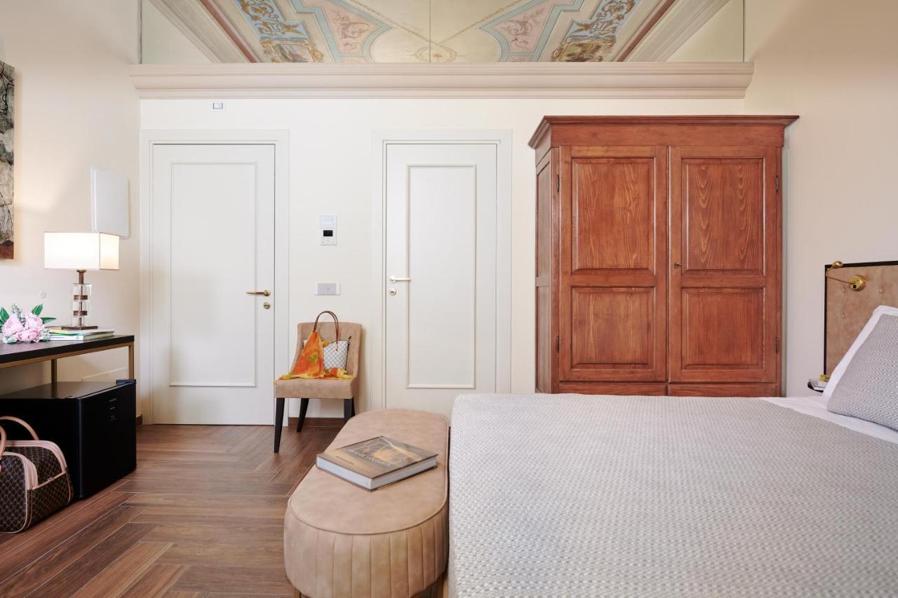 Residenza Mondragone Bed & Breakfast Floransa Dış mekan fotoğraf